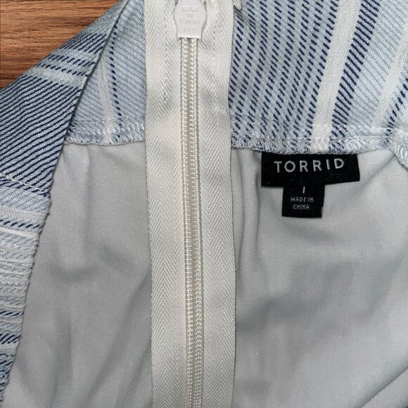 Torrid Blue White Striped Lined Maxi Skirt Sz 1 | Pockets Boho Coastal Preppy - Picture 2 of 5